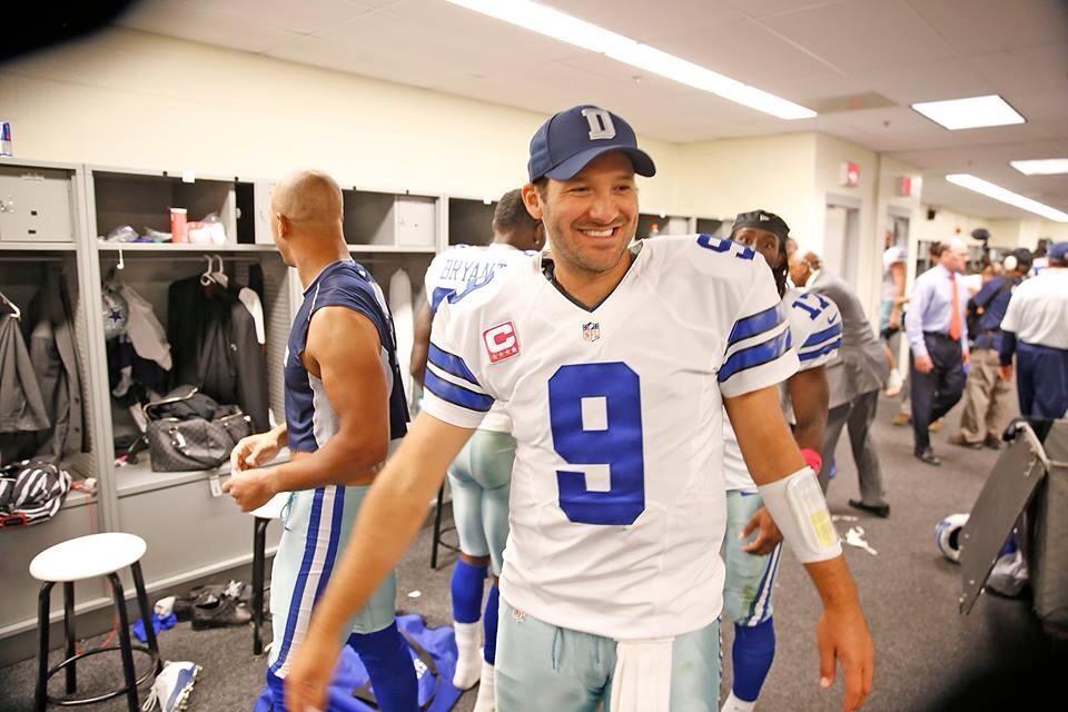 Happy birthday to tony romo!!         