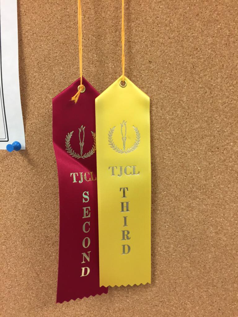 LatinGhs's tweet photo. Gratulor discipulos nostros qui Vicerant multa spolia in Conventu.  🏆😝 #Latin http://t.co/xmjsCOWzJs