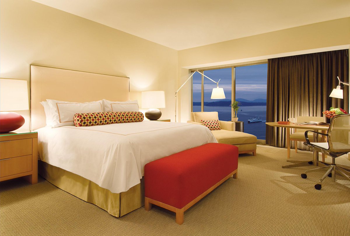 FSSeattle's tweet image. This #MothersDay she can have her very own @FourSeasons bed with a #FSGiftCard.  bit.ly/FSMothersDay