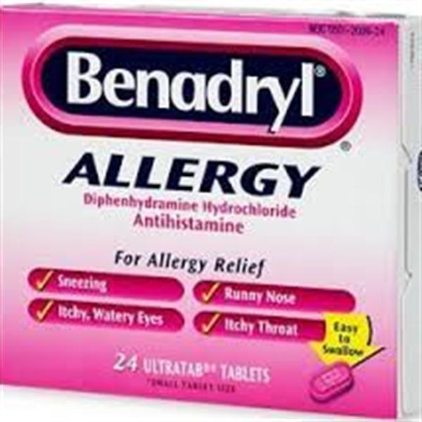 brttnvl18's tweet image. This may sound weird, but I take benadryl before I go to bed. It is the only medica #NightFix goo.gl/vBYOxH