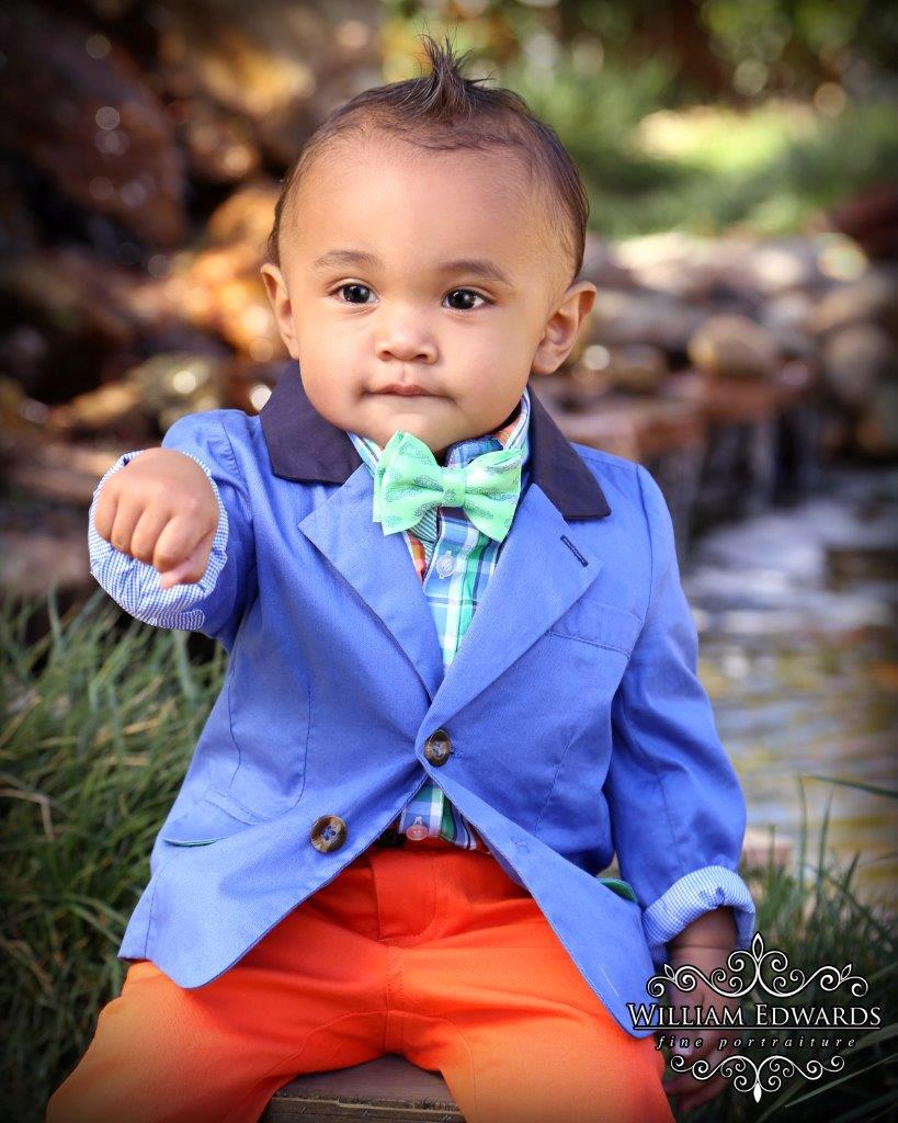 Lavon had a blast taking his pictures. Thanks to @thelilguystore for the clothing!