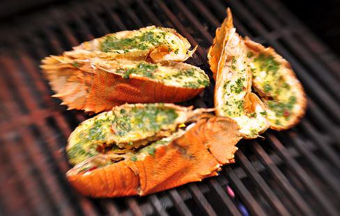 travelcurator's tweet image. A8: I always dig into a big plate of Moreton Bay Bugs on every trip #TL_Chat usually at #CafeSydney on the water