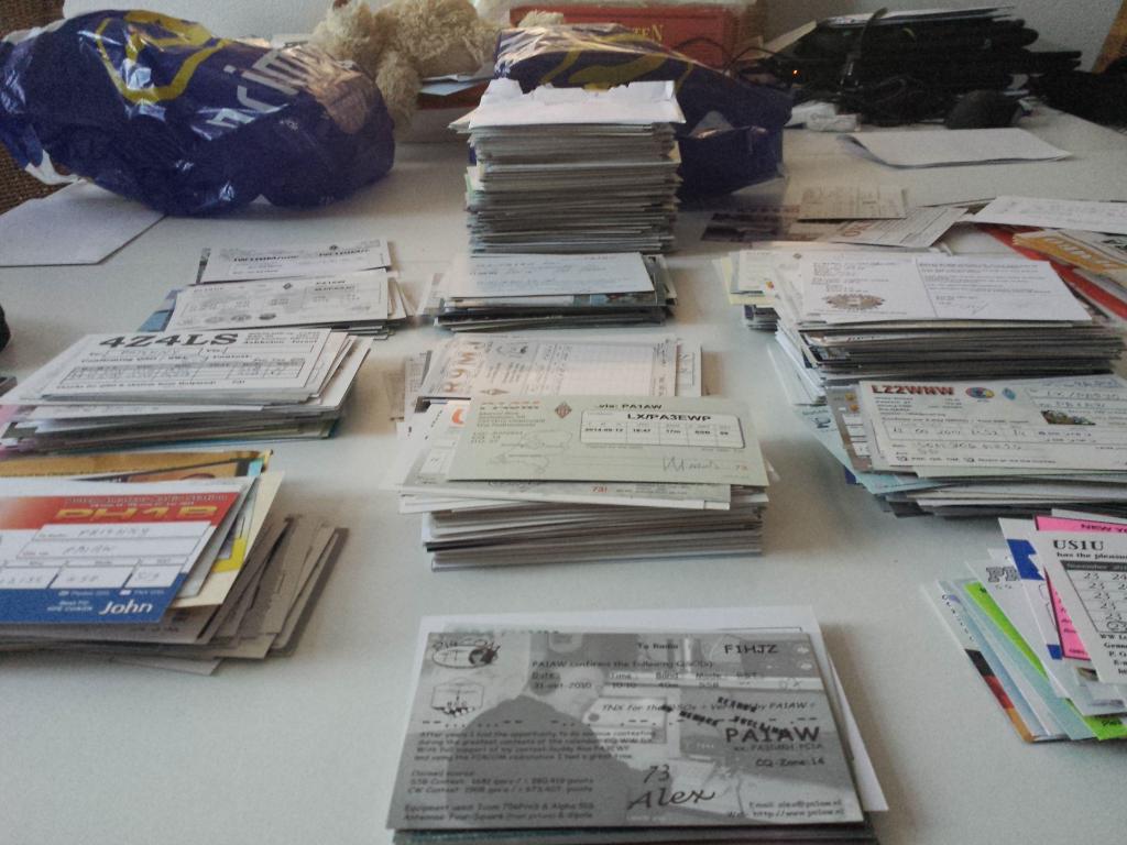 pa1aw's tweet photo. A new incoming  QSL buro parcel. Work to do #fun #qslmanager #hamradio http://t.co/UlthETKwiZ
