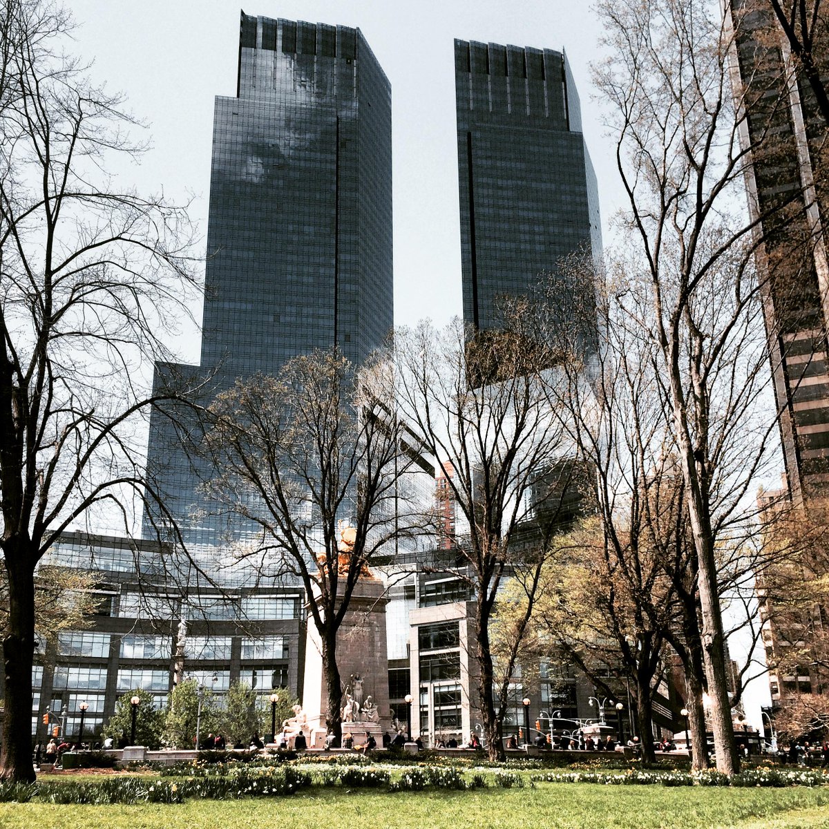 LaneCommGroup's tweet image. Absolutely beautiful day in #NYC today. Much needed sunshine after yesterday's rainfest! #hellospring