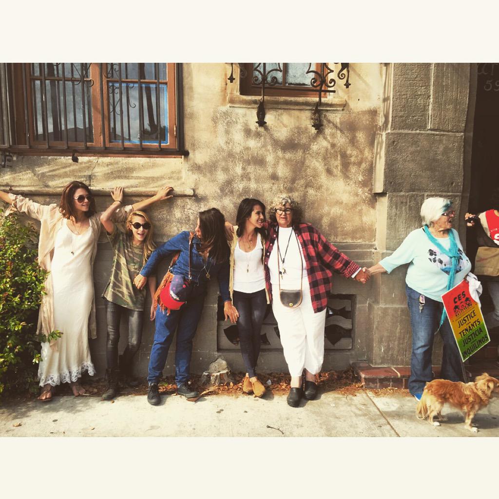 hwooddropout's tweet photo. Save the Villa Carlotta #hugthecarlotta http://t.co/I2ZqfydDvg