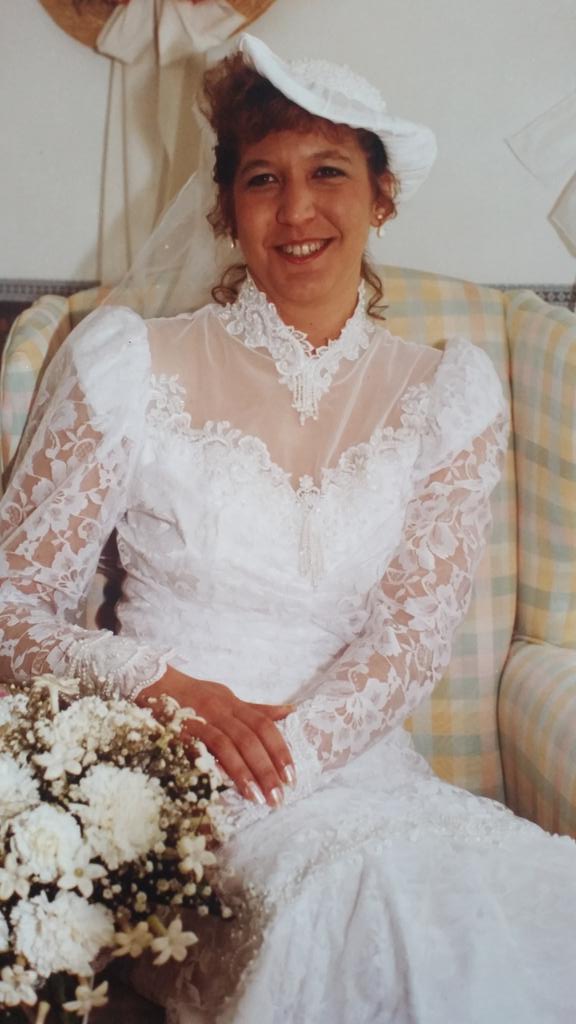 therealpapasoch's tweet photo. 25 yrs ago today I said, "I DO." and for the most part I don't mind at all that "I DID." #HappyAnniversary @Mamasoch http://t.co/qHw6mxeNTC