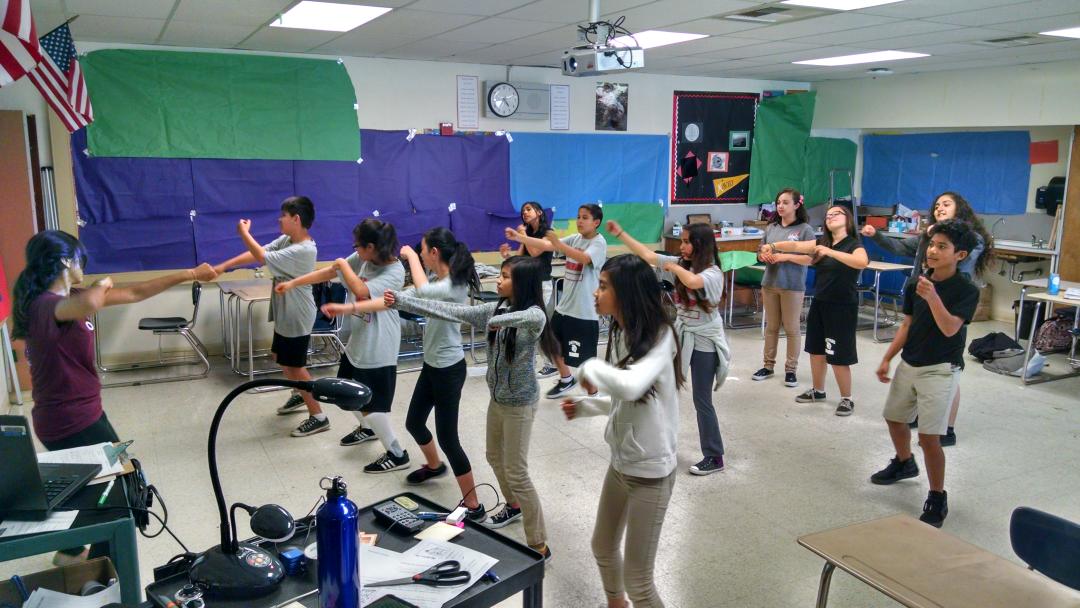 SheppardHipHop's tweet photo. Students are working hard preparing for the WOW! http://t.co/nESHrvsAdQ
