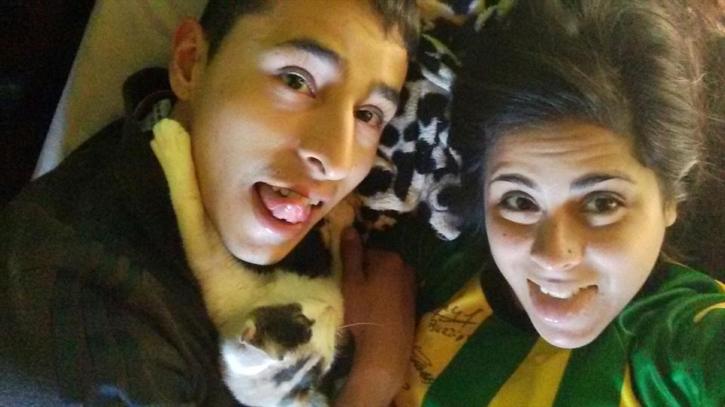 _maacaaa's tweet photo. Amaneciendo con los chuchis jjaa http://t.co/PRBdltVzka