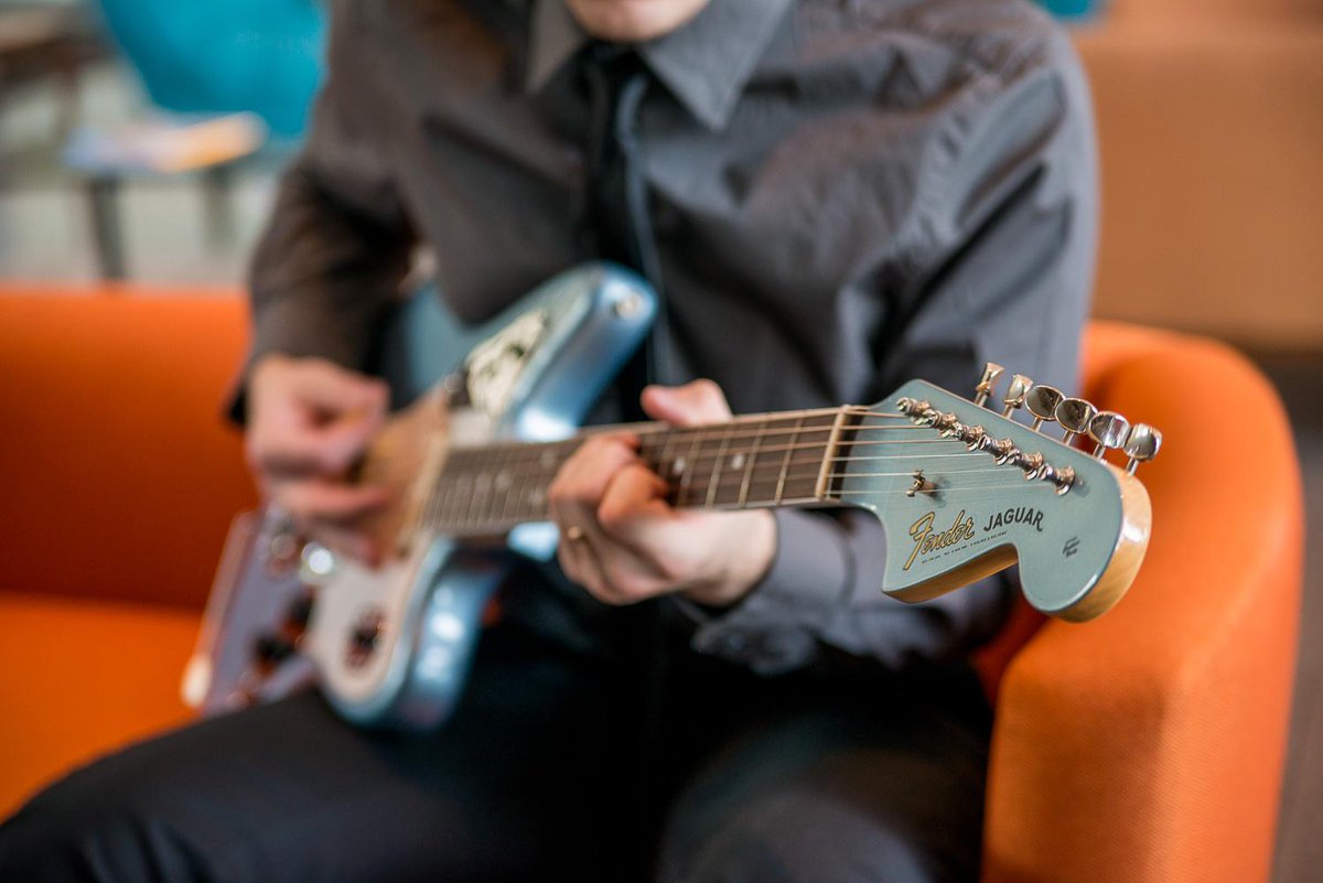 Fender tweet media