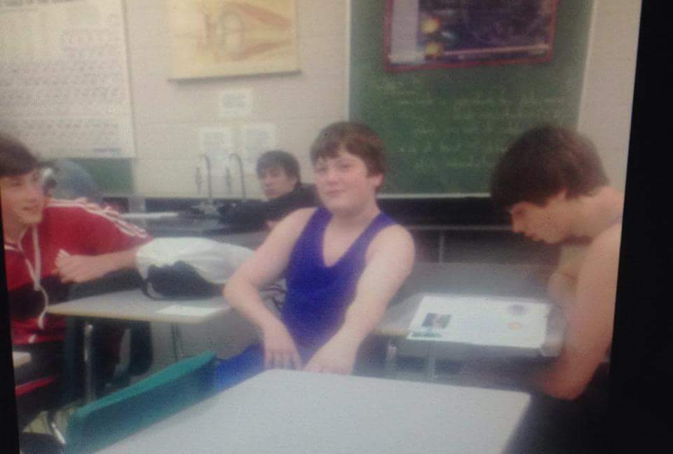 DrewFro24's tweet photo. @CoxieFlow @AaronMulhollan3 the cutest http://t.co/D09xyXxHaP