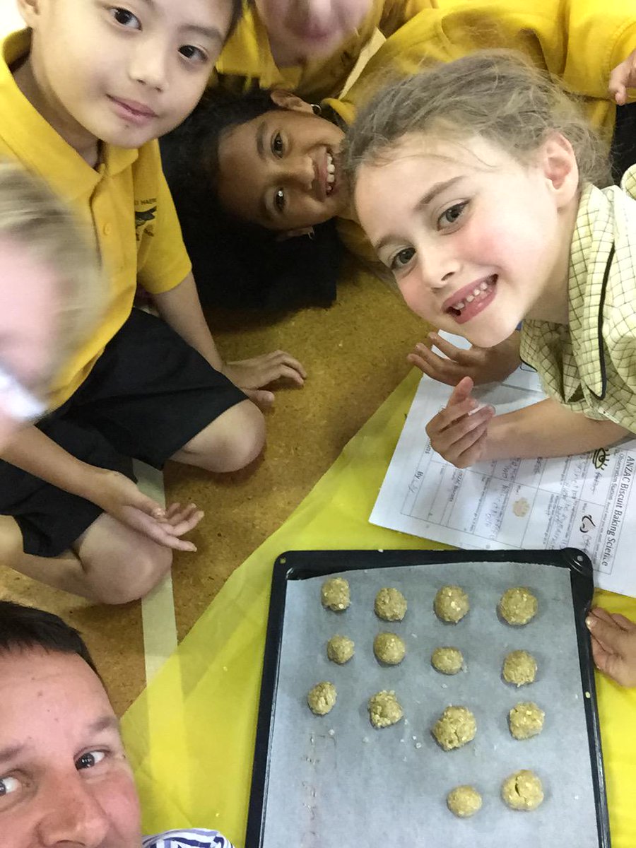 rohanpearse's tweet photo. Bonus as principal is being able to do the real stuff baking Anzac biscuits with grt kids @MahoraSchool @alicekittow http://t.co/ZOqkOeQMqU