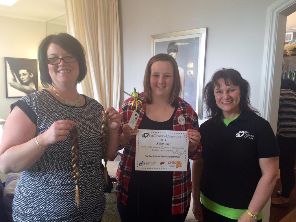 HairDonationOT's tweet photo. MASSIVE THANK YOU to @MahoganySpa &amp; stylist Amanda Horton for cutting @KelcyGiles hair!
10" &amp; fundraising ongoing! http://t.co/QaiX5wi65H