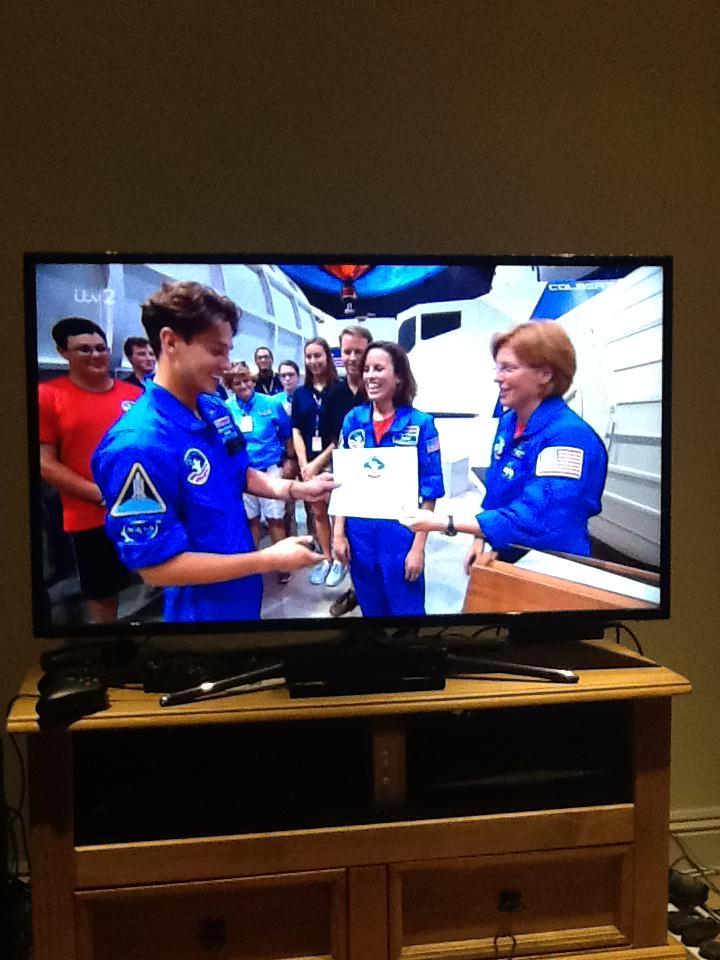 suprsilentdave's tweet photo. @Itv2 @JoeyEssex_ finally got his #brownwings #spacecadet http://t.co/qZ8mm5cOb2