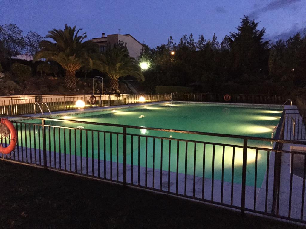 vic_niet's tweet photo. @alex7_carrasco el mini resort de caceres...jiji http://t.co/LTxSYz4Xd8