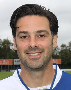 Ivar van Dinteren (35) trainer coach van de selectie van SDO sdobussum.nl/senioren/senio…