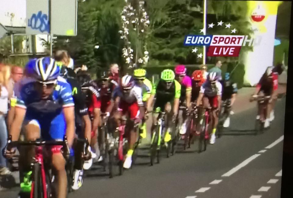 FilipBeenfeldt's tweet photo. @procyclingno  Litt vanskelig å holde telling på han ene som er bak deg? http://t.co/2BN3Bb48Bt