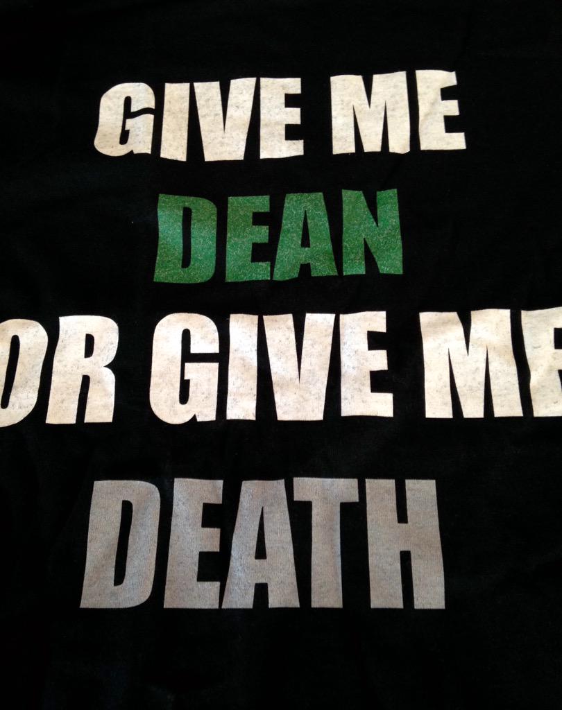 FallOut_Kay's tweet image. Just made an Ambrose shirt for my #RAW in a month 😍 So FRIGGIN EXCITED to see him in person! #GiveMeDeanOrGiveMeDeath