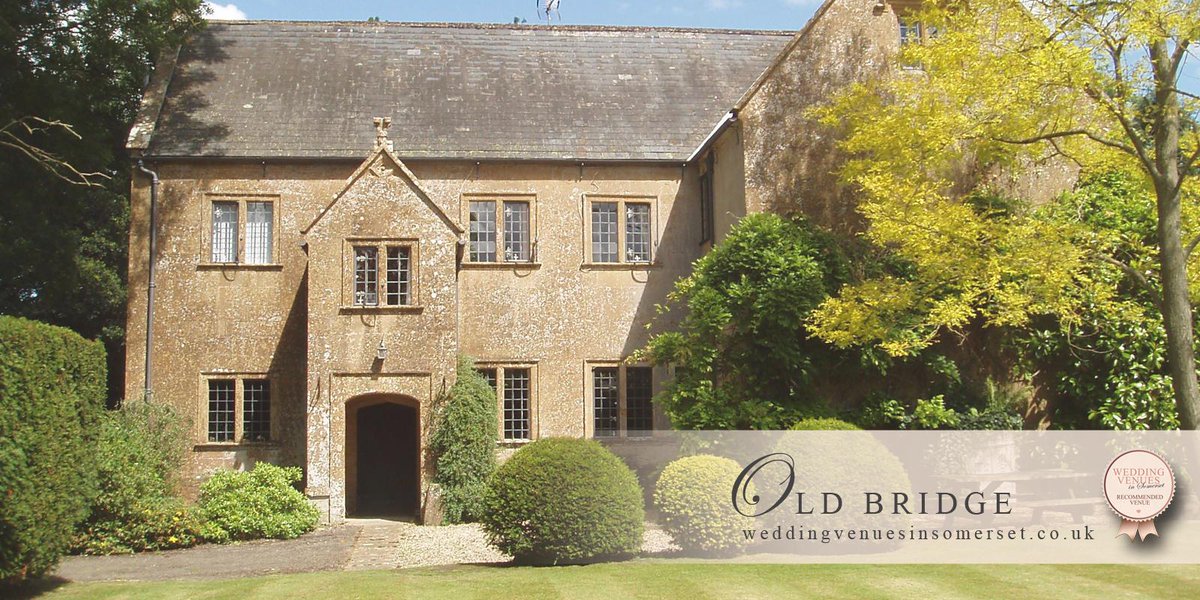 .<a href="/OldBridgeVenue/">Old Bridge</a> lawns &amp; garden provide the perfect reception area for canapés &amp; mingling. weddingvenuesinsomerset.co.uk/#!yeovil/cipp