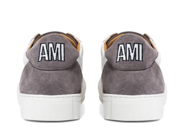 ADCollectiv's tweet photo. Summertime Fly: Ami Low-Tops http://t.co/SZ3KWggU1N @amattiussi #TuesdayShoesday #menswear #kicks #ADC http://t.co/85grVFOVrG