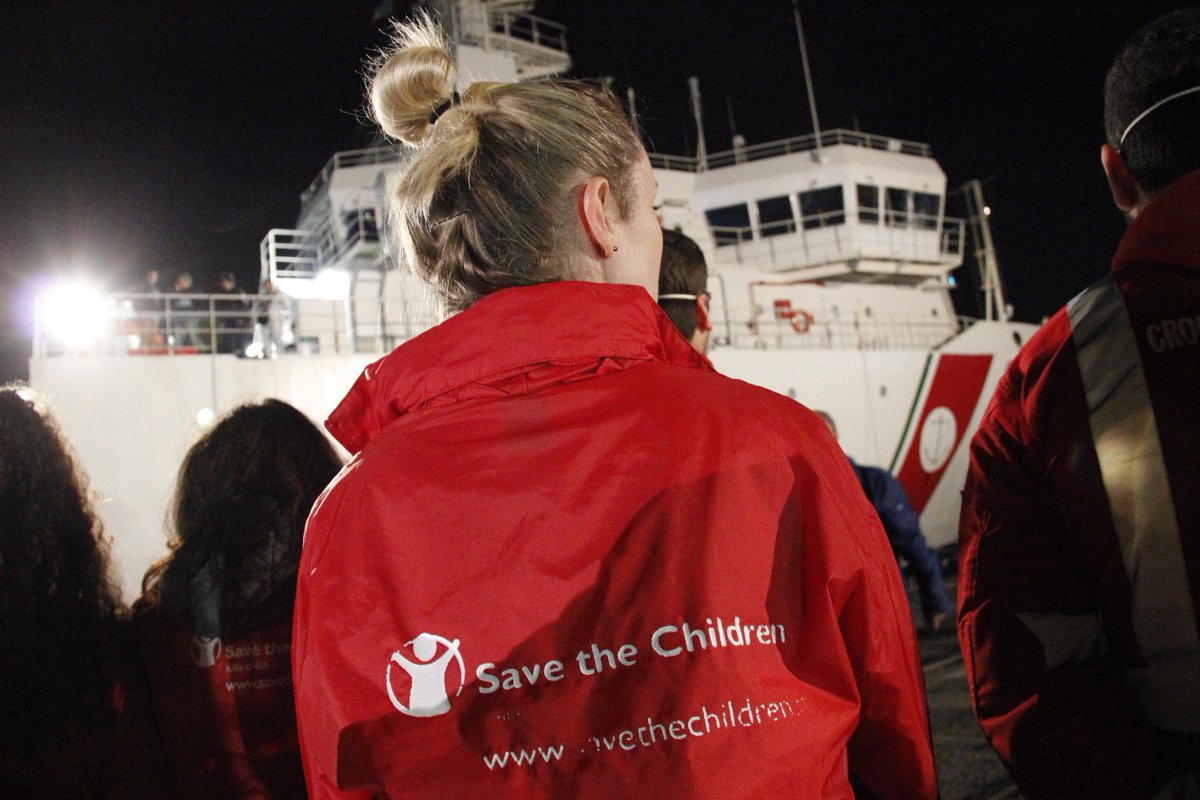 SarahI_Tyler's tweet image. Tomorrow 8am, 460 #migrants will come ashore in Sicily. #savethechildren will be there to provide support. #whyagain