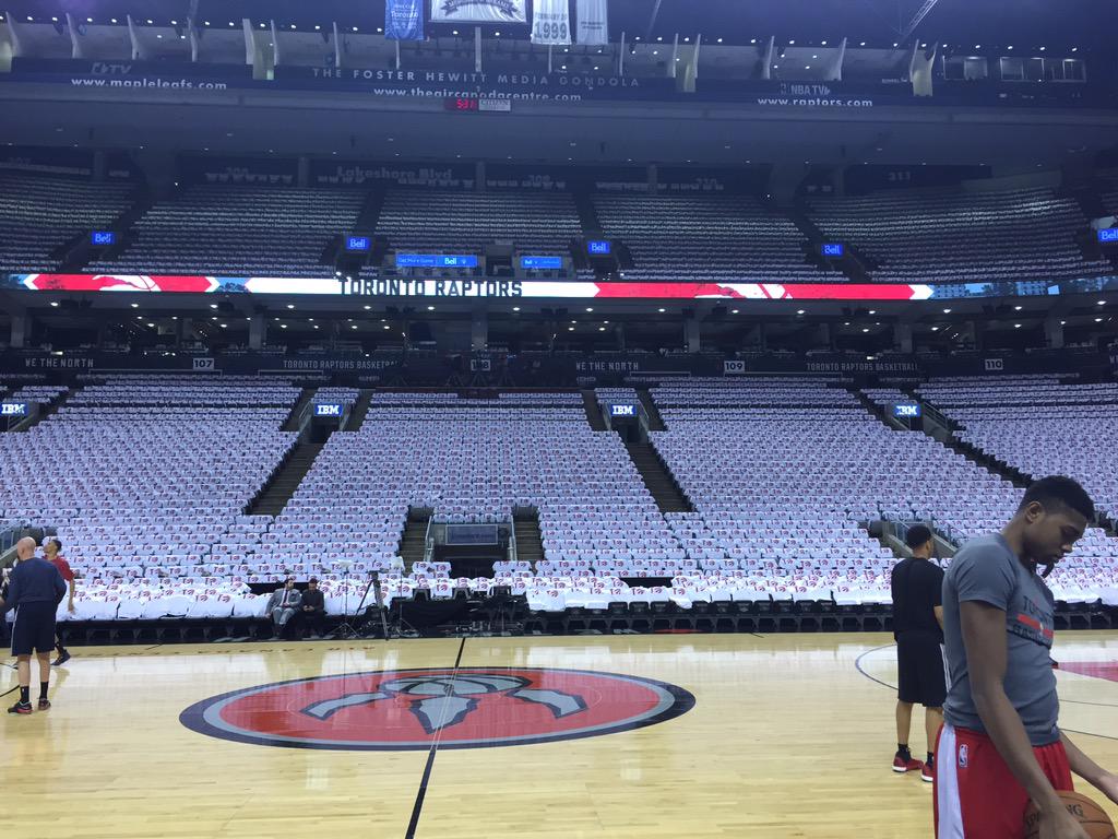 seanforrest80's tweet photo. Game "TO" let's go Raps! #NBAPlayoffs #Raptors #RAPTORSvWIZARDS http://t.co/RLeUIh08vG