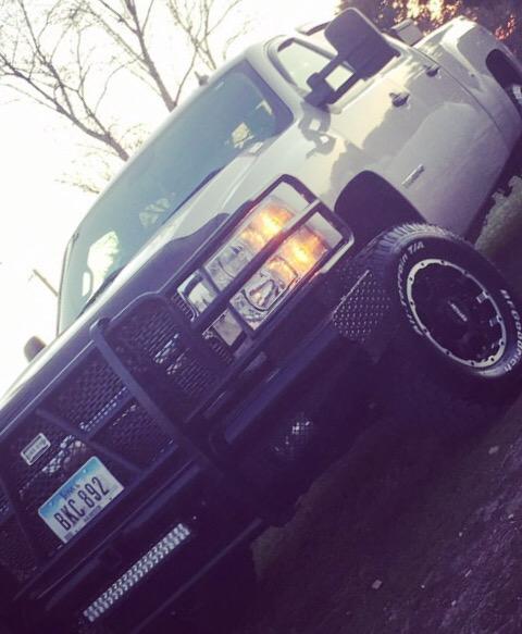 TreverNelson52's tweet photo. @diesel_or_die 07.5 duramax http://t.co/XqsdKSApRe