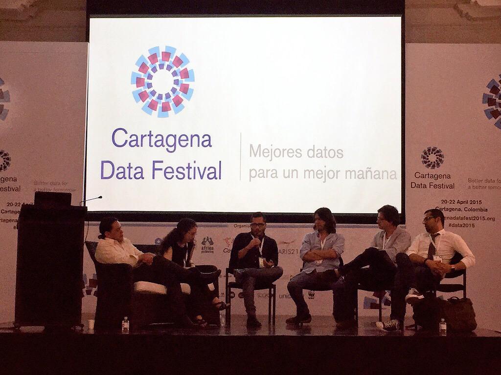 FundacionGabo's tweet image. Tema en sesión: Trabajo colaborativo y crowdsourcing #data2015