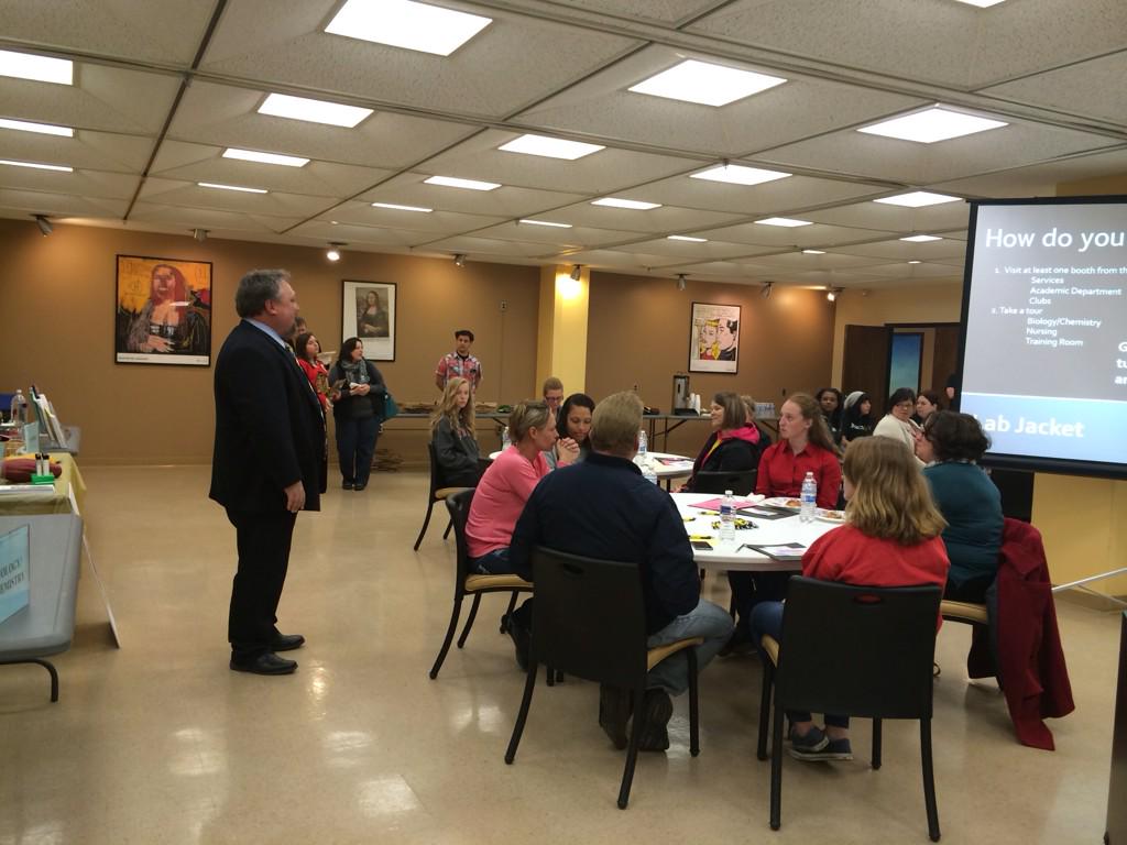 PNCCOS's tweet photo. Professor Holford at the college of science open house http://t.co/II2gmWYgKa