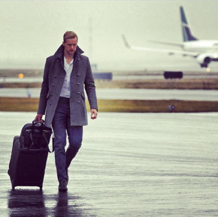 Happy birthday to this stylish man & my fav, Alex Edler. now plz win the game 2nite  