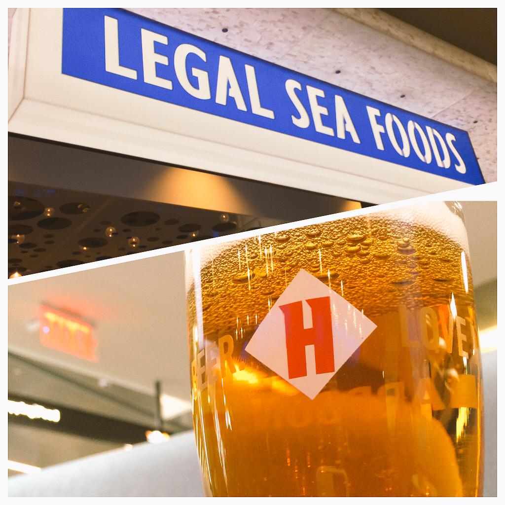 BeerLessTraveld's tweet photo. I love #BOS Logan Terminal C... @harpoon_brewery Beer Hall to @legalseafoods in 25 min, IPA in hand! #smoothsecurity http://t.co/oVYky5Lxxc