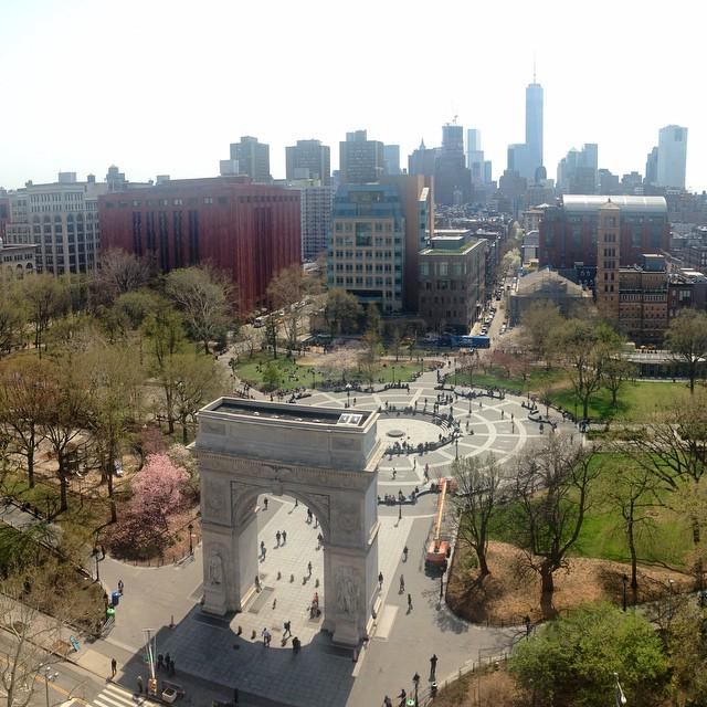 TIMPWOOD's tweet image. Incredibly #uniqueview #WashingtonSquarePark #WorldTradeCenter #GreenwichVillage - washingtonsquareparkerz.com/incredibly-uni…