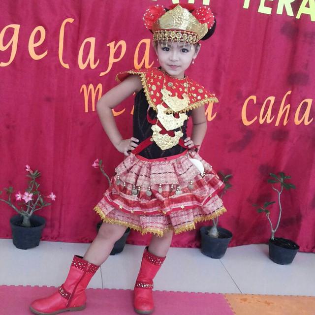 "<a href="/AqilaHerby/">Aqila Herby</a>: Alhamdulillah dedek dapet Juara I Putri \(^o^)/ "Alhamdulillah♥jangan lupa berdoa selalu ya adikkuu hehe
