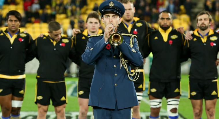 Yeetahs's tweet photo. The difference between war and rugby - http://t.co/CoT69ZcRnK @NSWWaratahs #TahsTogether http://t.co/QO1A0I4T9Y