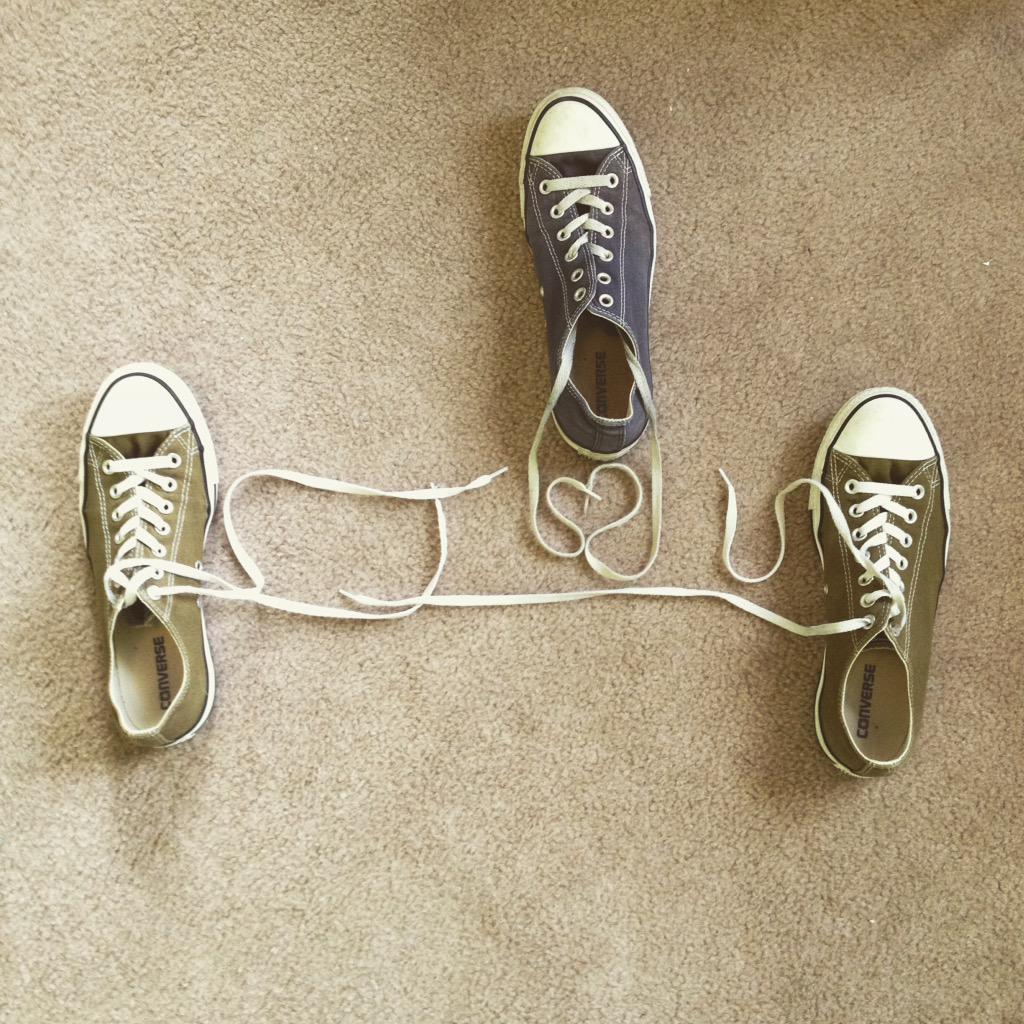 onestonephoto's tweet photo. Converse Love! #converse http://t.co/kvN1RsXzjO