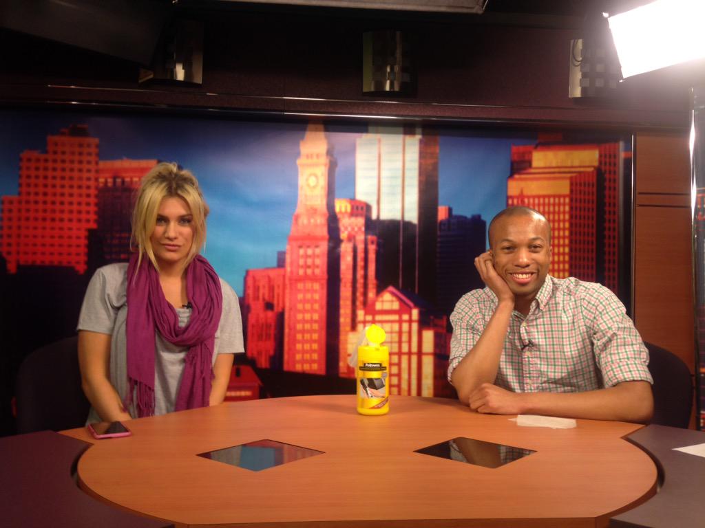620Emerson's tweet photo. Anchors for tonight's show! http://t.co/soh9nE0lgZ