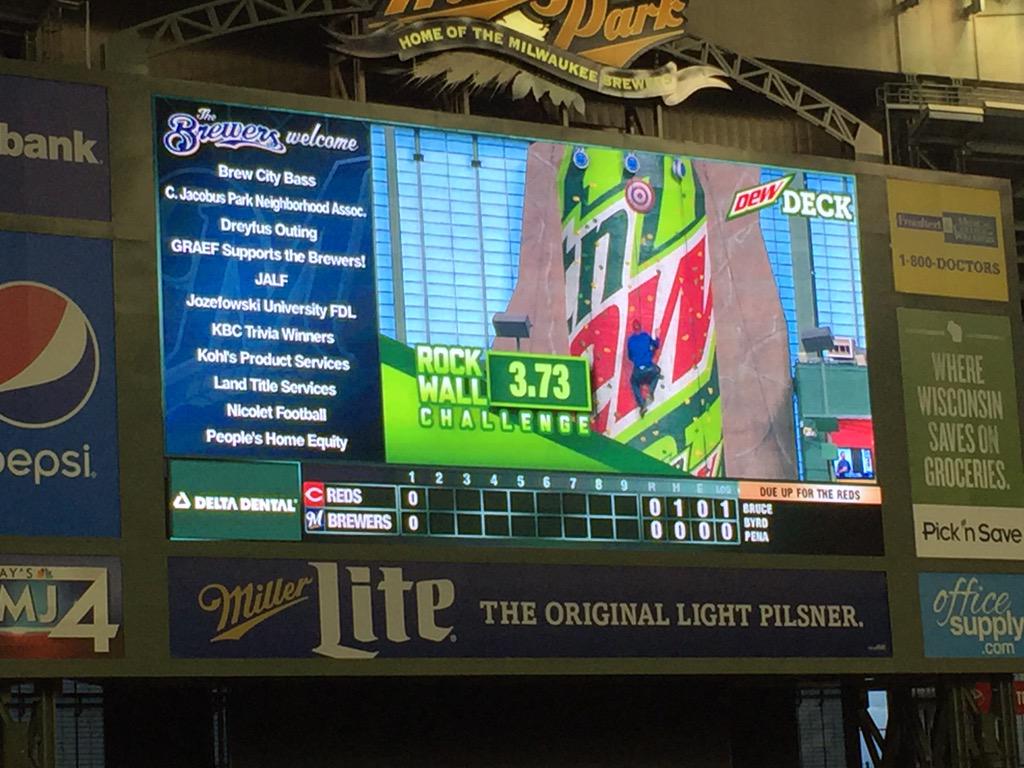 JoeCoraggio's tweet photo. JALF Brewer Outing 2015! http://t.co/sHzICA1Btv