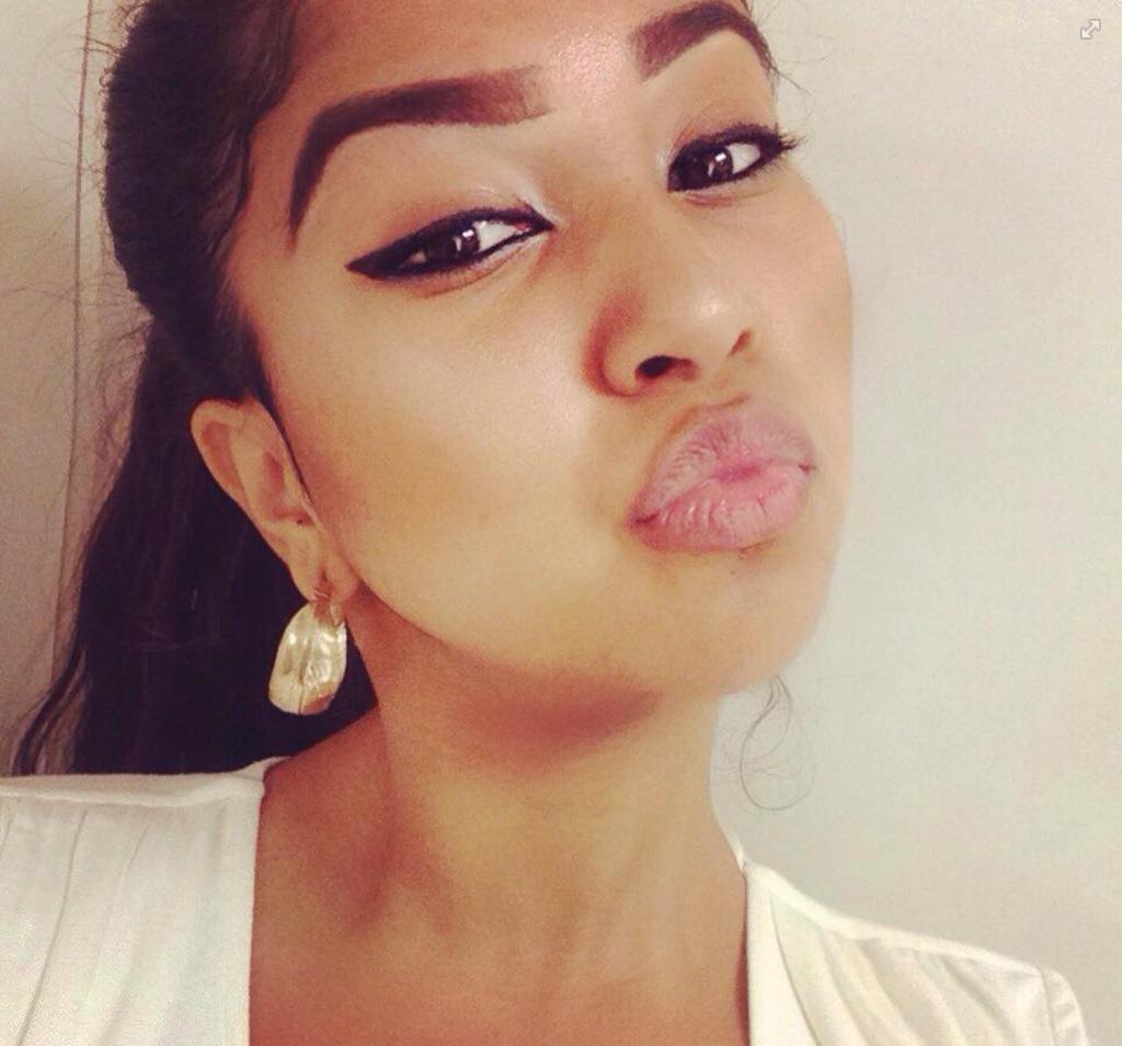 Strategy365's tweet image. #shoutout FOLLOW my Blackanese Bombshell on insta 😍😍😩🔐🔫 IG: df_uwerkinwit #WOMANCRUSH #RODSHIT