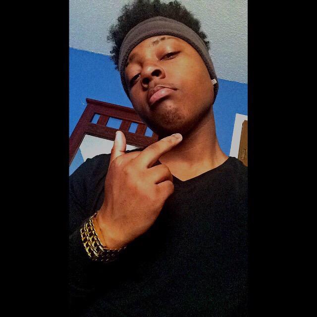 okdevonte's tweet image. 