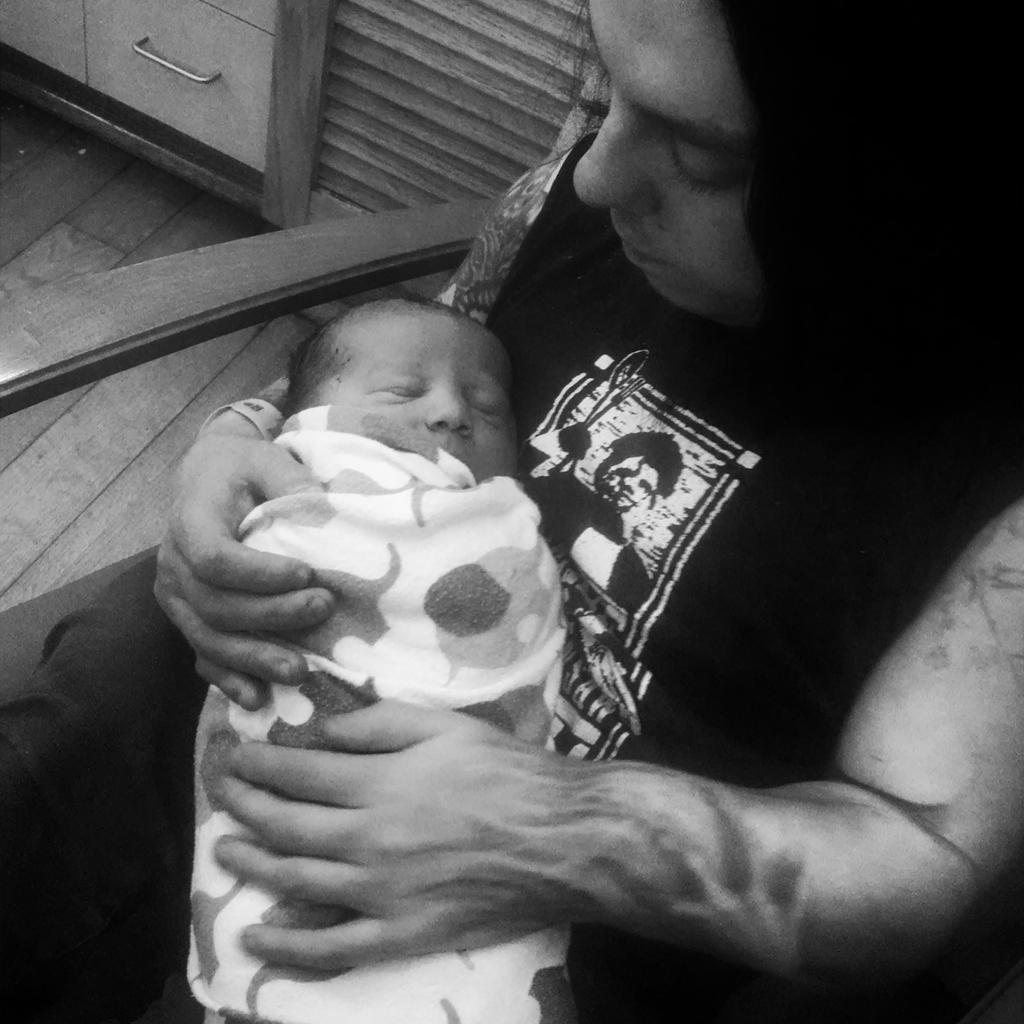 NikSin666's tweet photo. Wyatt Daniel Reddy made his grand debut this morning http://t.co/aF36fSRffs