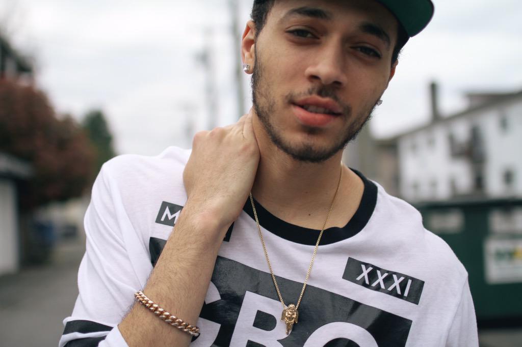 KalinWhite tweet picture