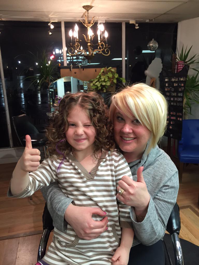 LJsHairHop's tweet image. #iamgoldwell