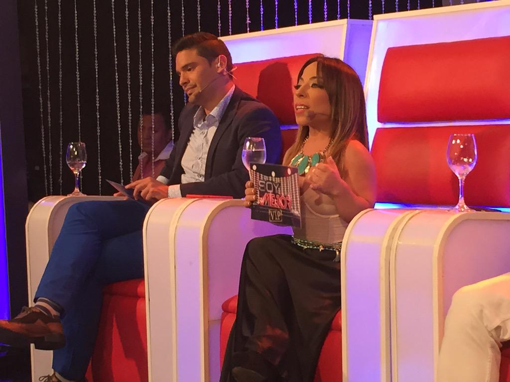 tcsoyelmejor's tweet photo. ¡Vamos #JasuVIP! ¿Viste algún error? Recuerda que @jasu_montero necesita de tu apoyo en la noche de #MeGustaLoMejor. http://t.co/yqZxvELSY9
