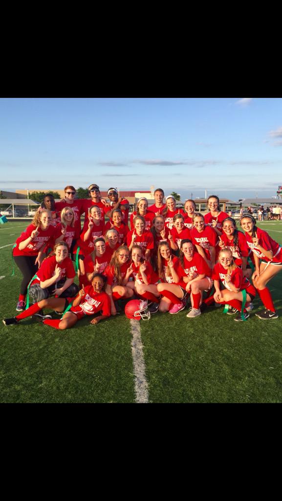 lucy_jane27's tweet photo. Love this team, proud of all of our hard work! Can't wait to see where we all choose to play for in college🏈❤️ #webta http://t.co/zcdd25uZip