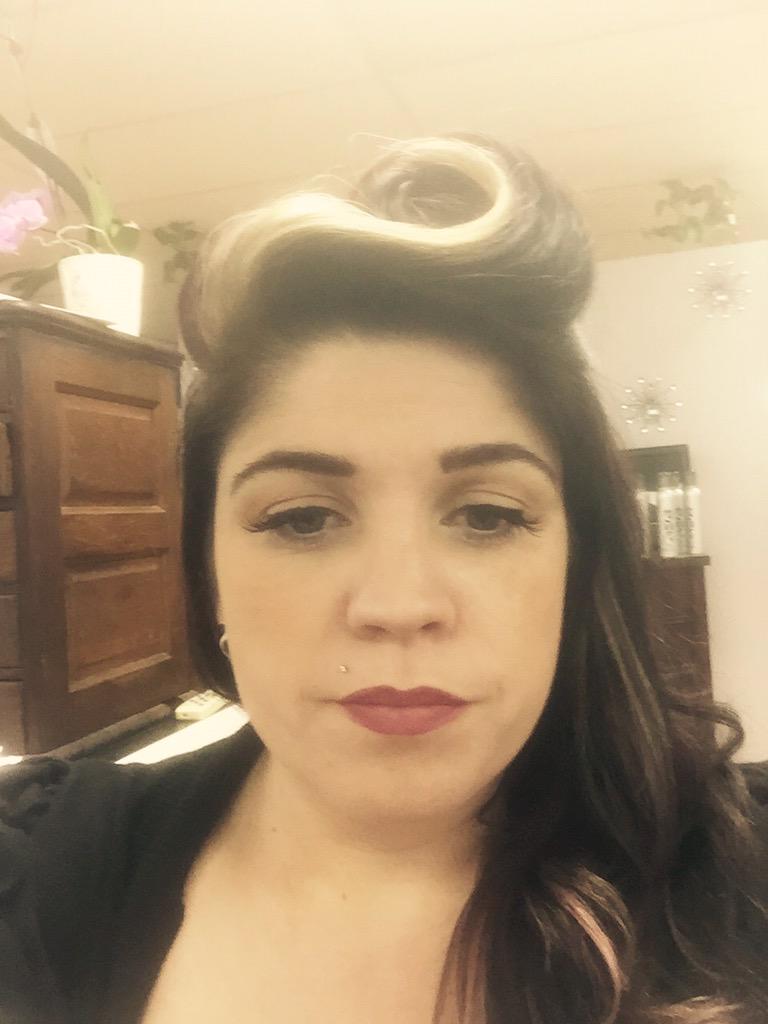 LJsHairHop's tweet image. #iamgoldwell #ljshairhop