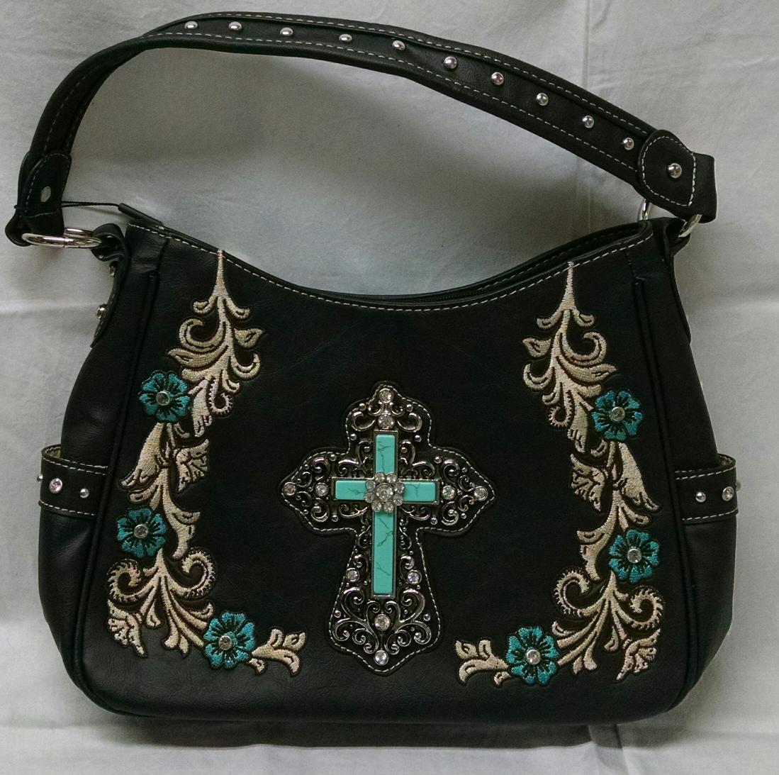 wpmiller57's tweet photo. Check these out....purses, wallets and clutches...... http://t.co/j33mP1llp5