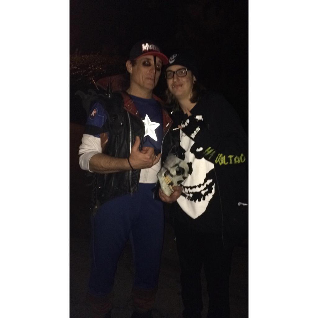Happy birthday to the one and only Jerry Only! Met one of my biggest inspirations Misfits fuckin rocked! 