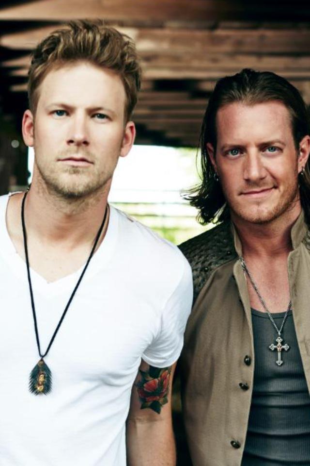 Florida Georgia line and  I love there music
