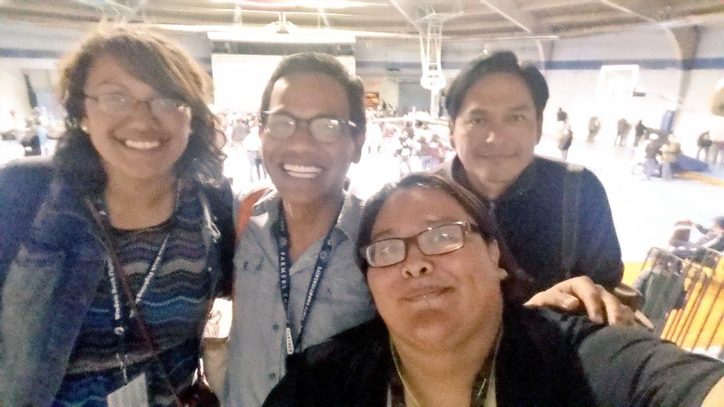 DiinSilversmith's tweet photo. The @navajotimes staff kicked ass at the #NavajoNation Special Election this evening. #NNgeneral #ItsFinallyOver http://t.co/D8IWaNJ7BN