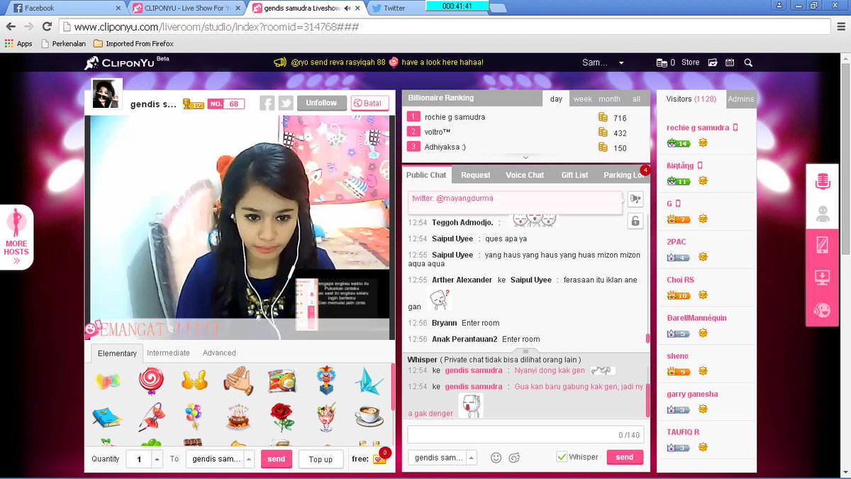 Radhiikhsan's tweet photo. Ini siapa ya? hahaha @mayangdurma http://t.co/TCHoya32bx
