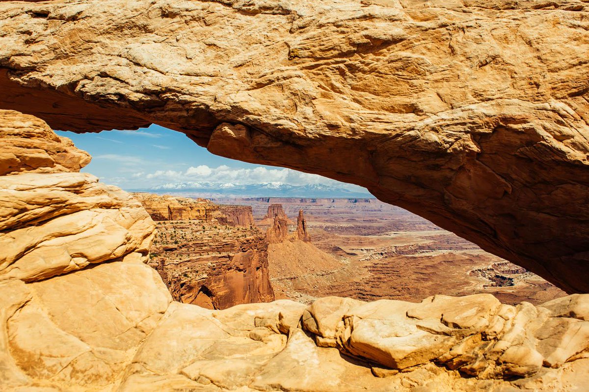 #Canyonlands National Park is covered by wave after wave of deep #canyons. roaditup.com/blog/2015/4/19… #visitUT #Moab